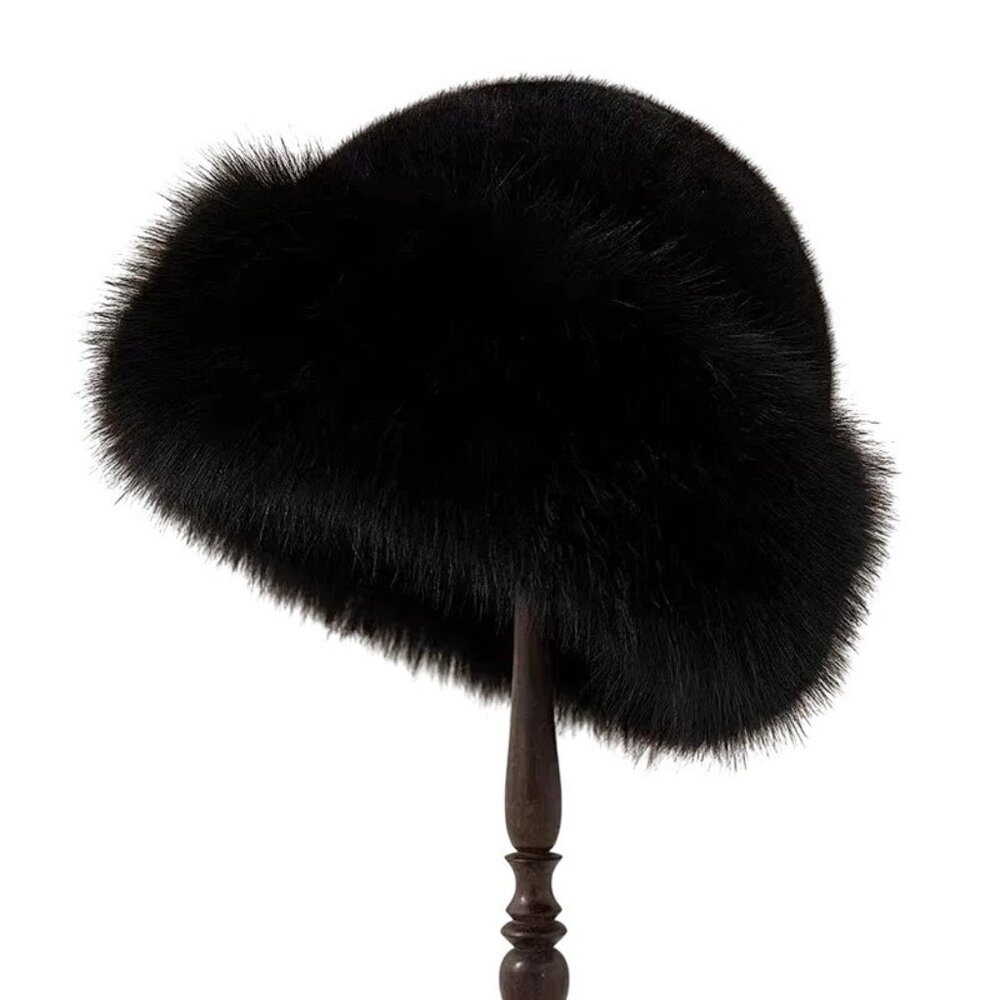 2/$30 Faux Fur Black OS Hat Brimless Plush Fluffy Skiing Warm